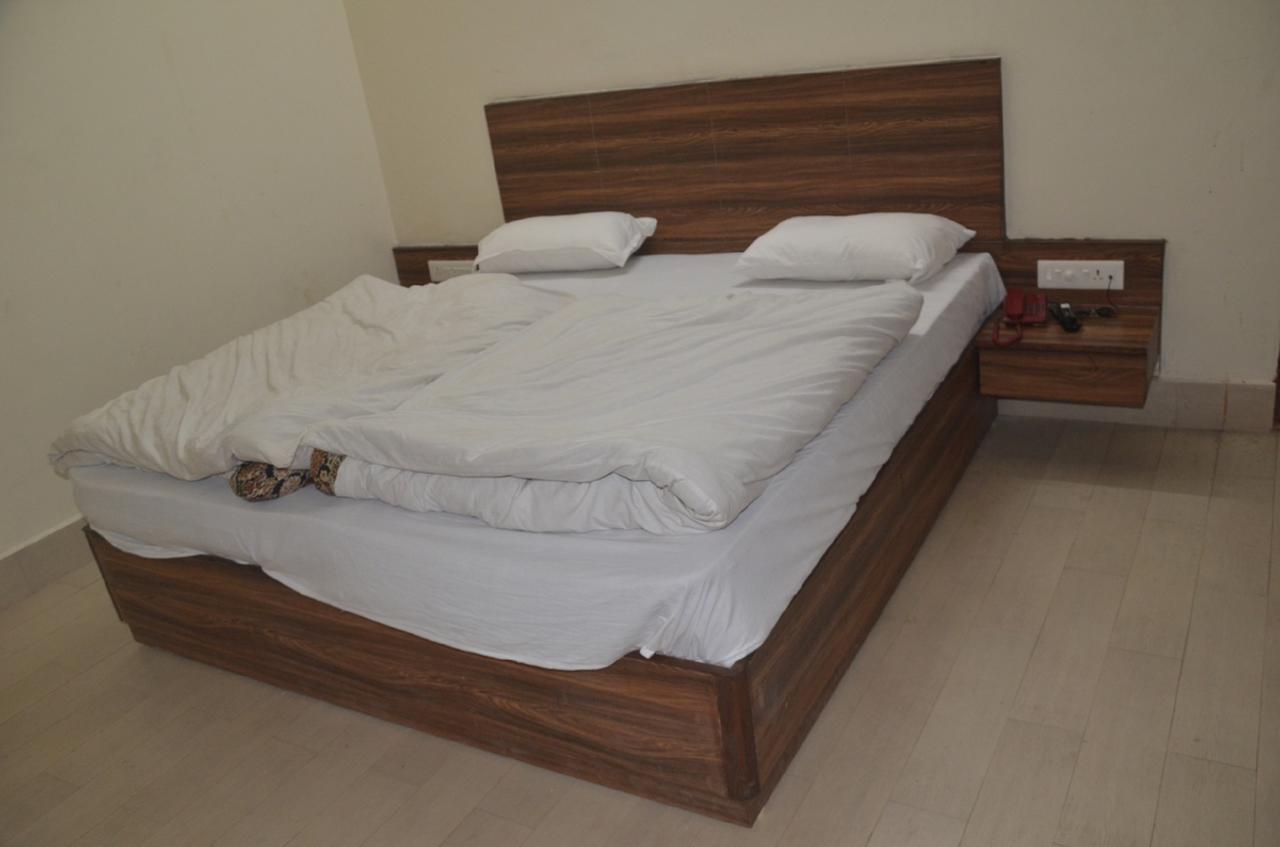 Hotel Khajuraho Regency Bhopal Esterno foto